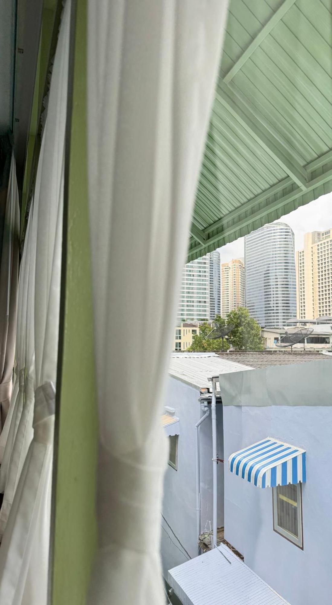 The Tangerine Guesthouse กรุงเทพมหานคร ภายนอก รูปภาพ
